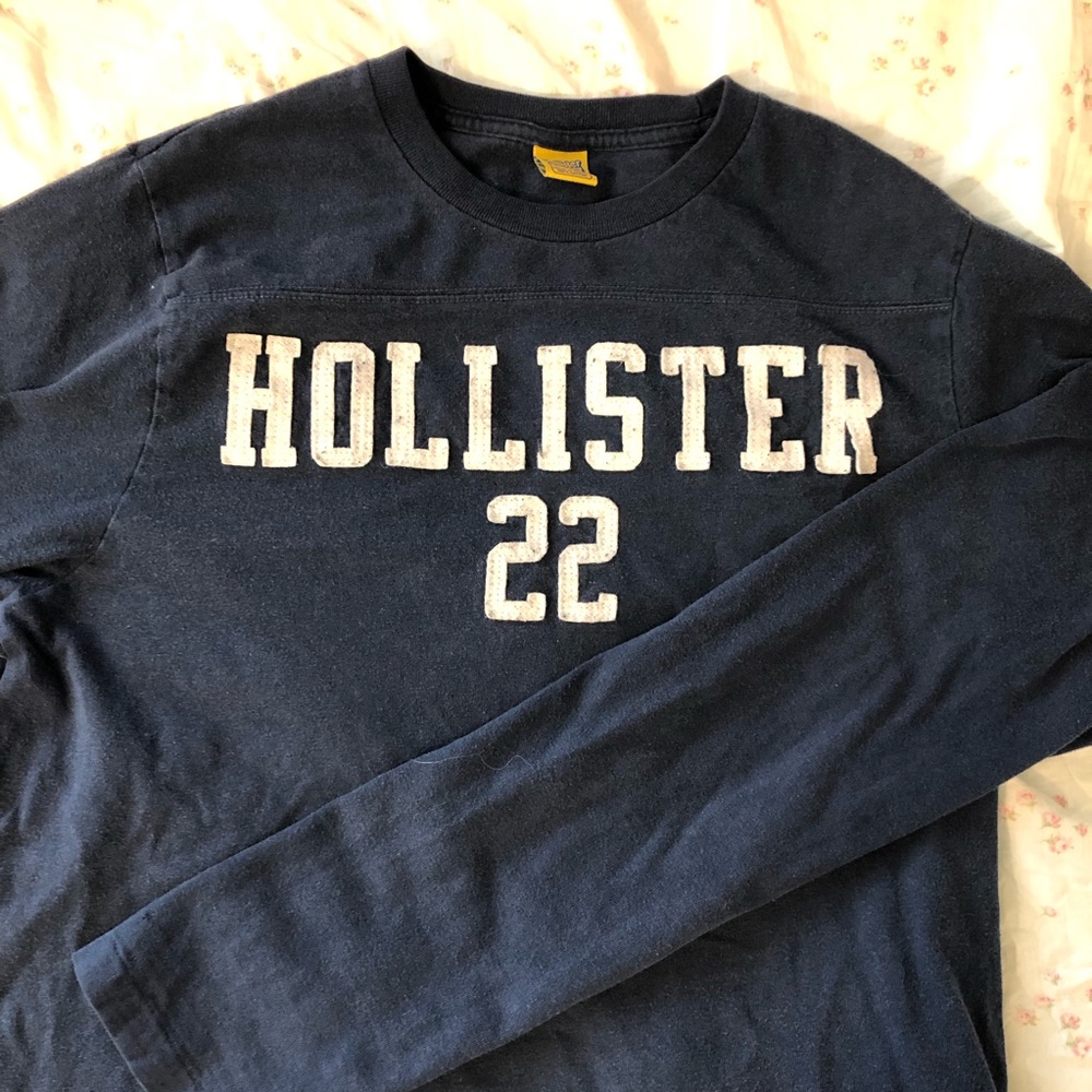 Long sleeve hollister shirt